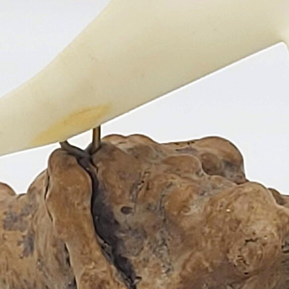 John Perry Dolphins Sculpture-Drift Wood and Pellucida-Approximately 9" -Signed - Picture 7 of 7